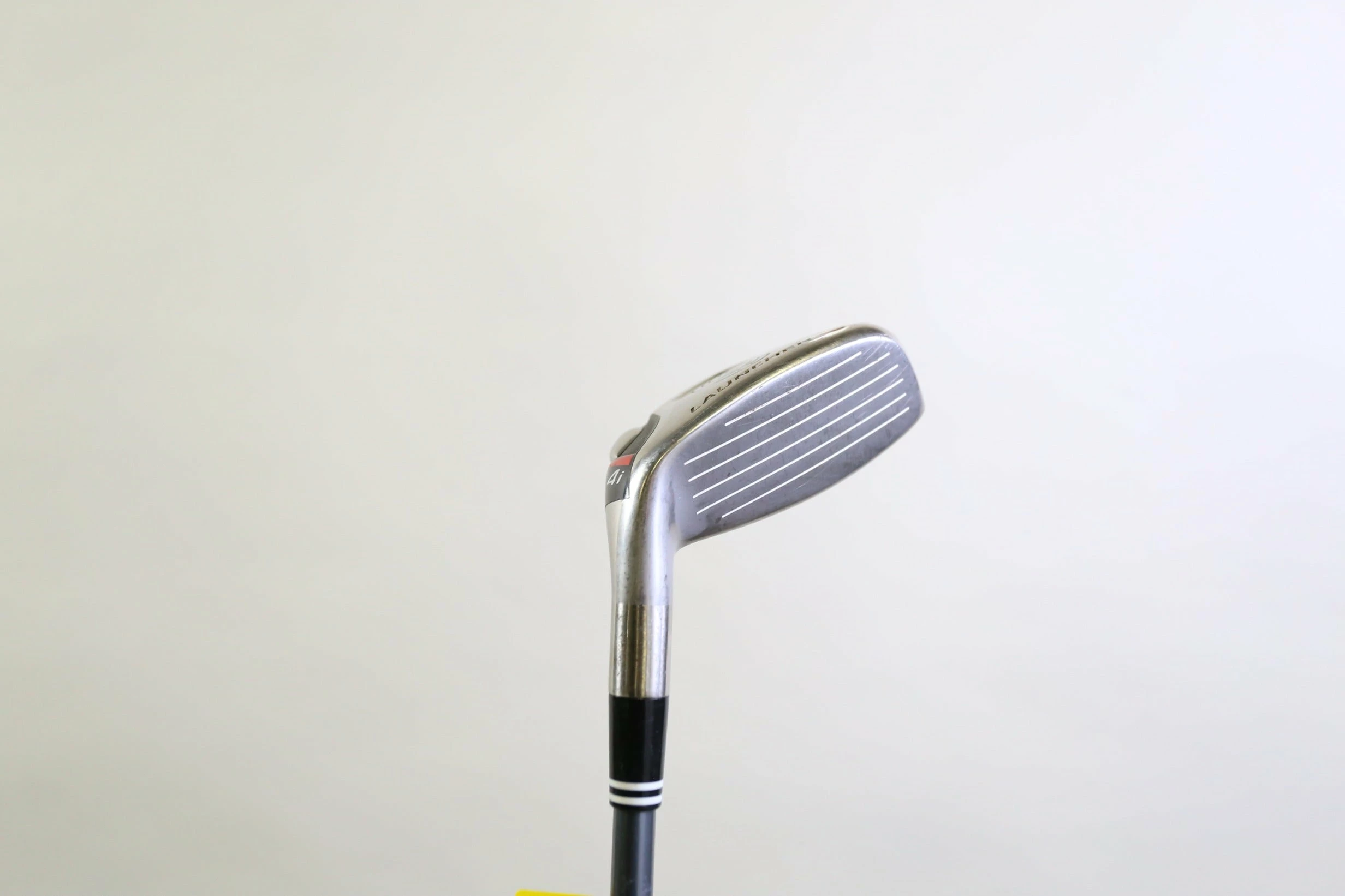 Cleveland Launcher 4 Hybrid 23* RH 38.75 In Graphite Shaft Seniors Flex - Image 2