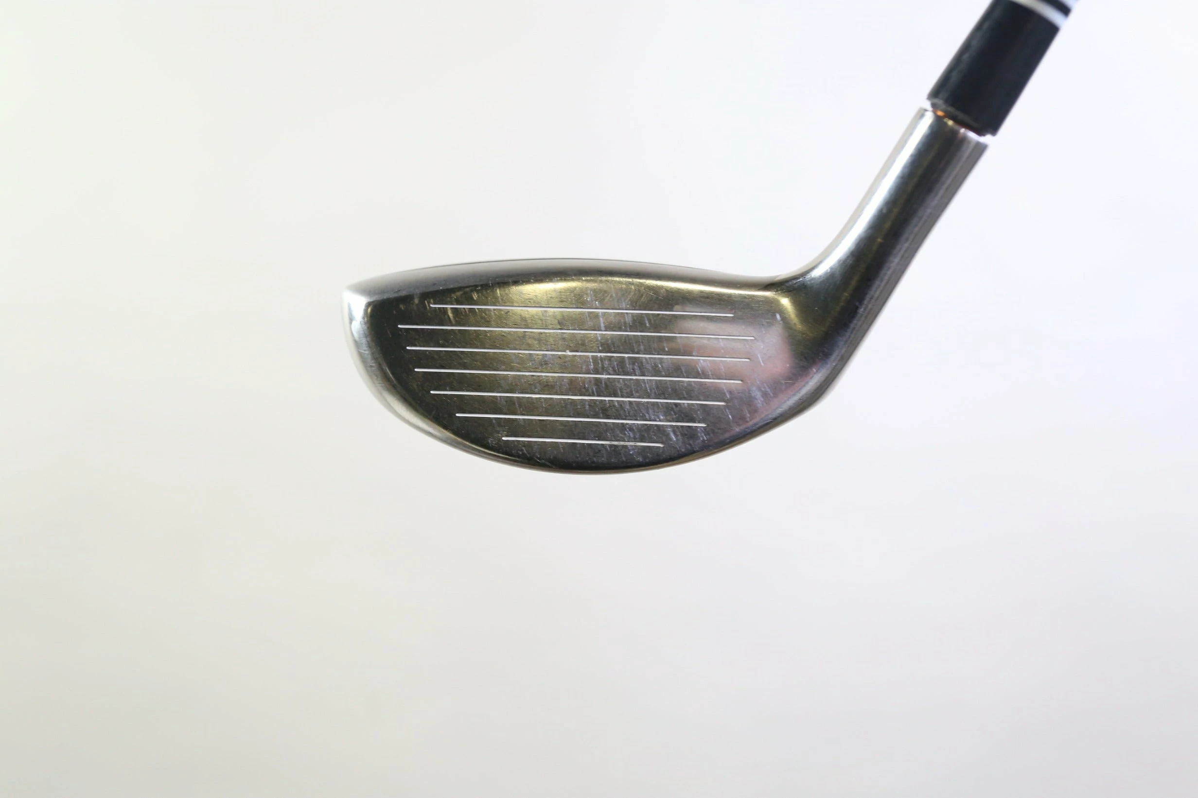 Cleveland HALO 4 Hybrid 25* Right Handed 39 In Aldila Graphite Shaft Stiff Flex - Image 6