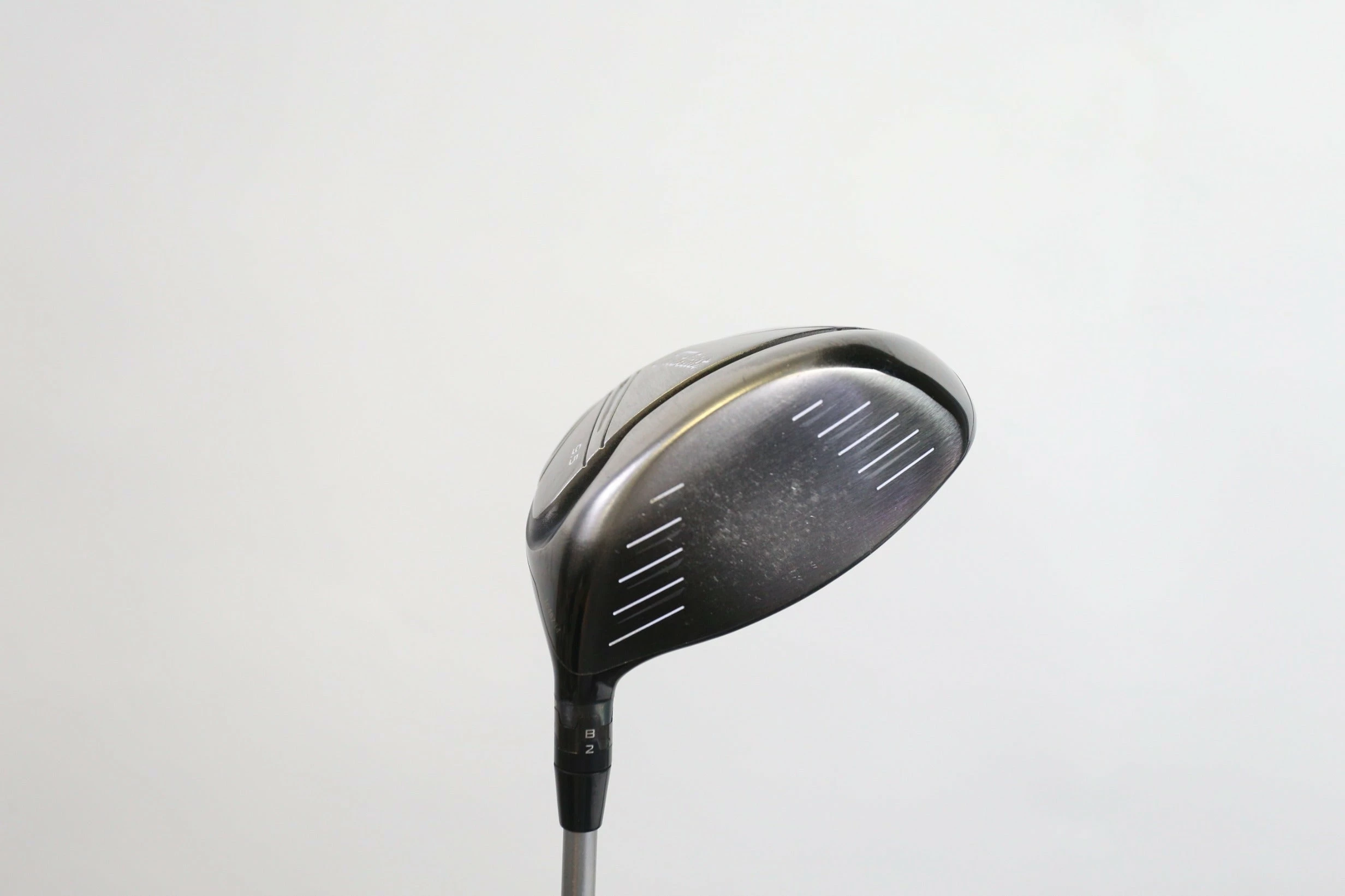 Titleist 915D3 Driver - Right-Handed - 9.5 Degrees - Stiff Flex - Image 7