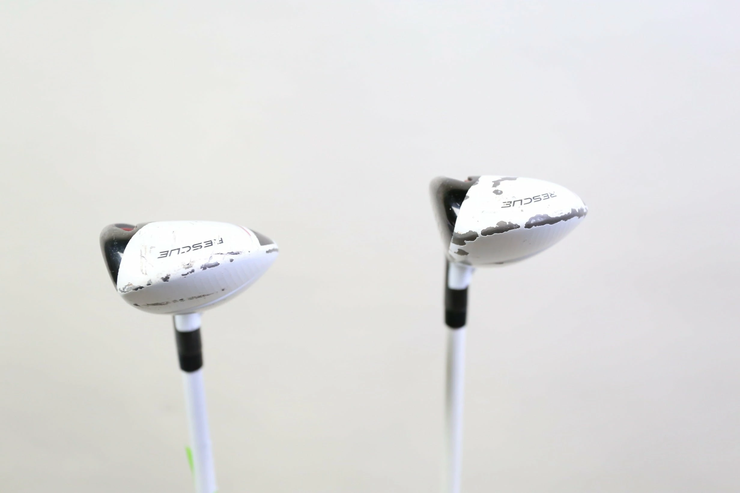 TaylorMade AeroBurner Rescue 3, 4 Hybrid Set RH Graphite Shafts Regular Flex - Image 3