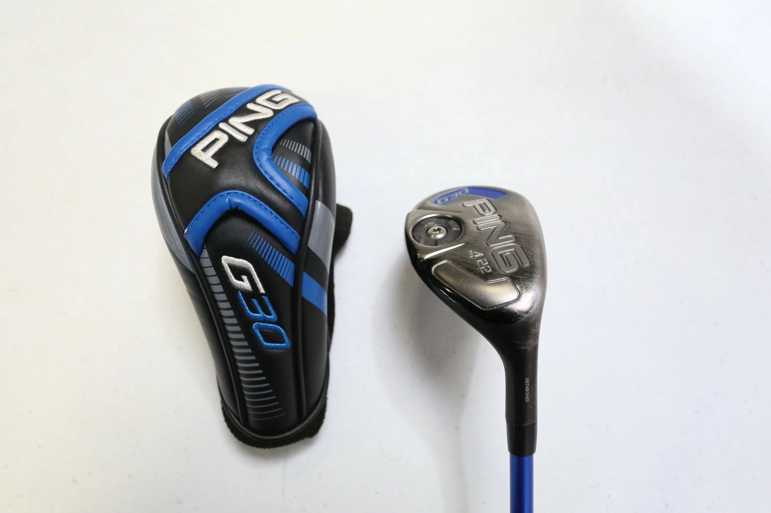 Ping G30 4 Hybrid 22* RH 39 In Graphite Shaft Regular Flex
