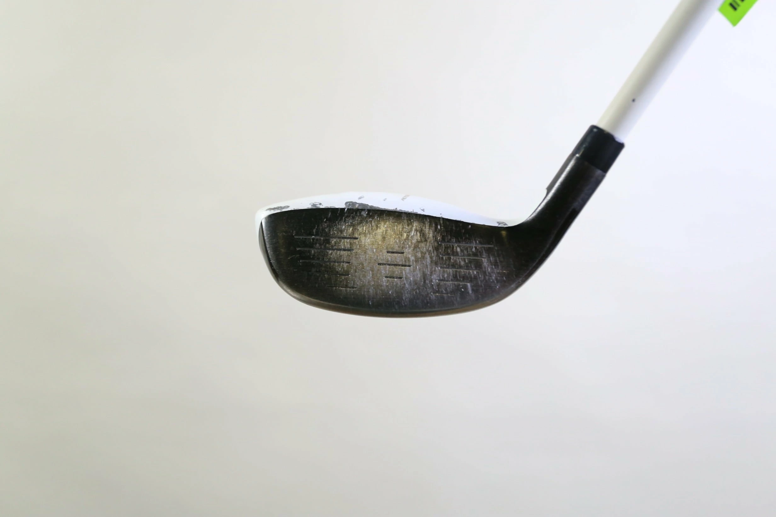 TaylorMade AeroBurner Rescue 4 Hybrid 22* RH 39.5 In Graphite Shaft Regular Flex - Image 6