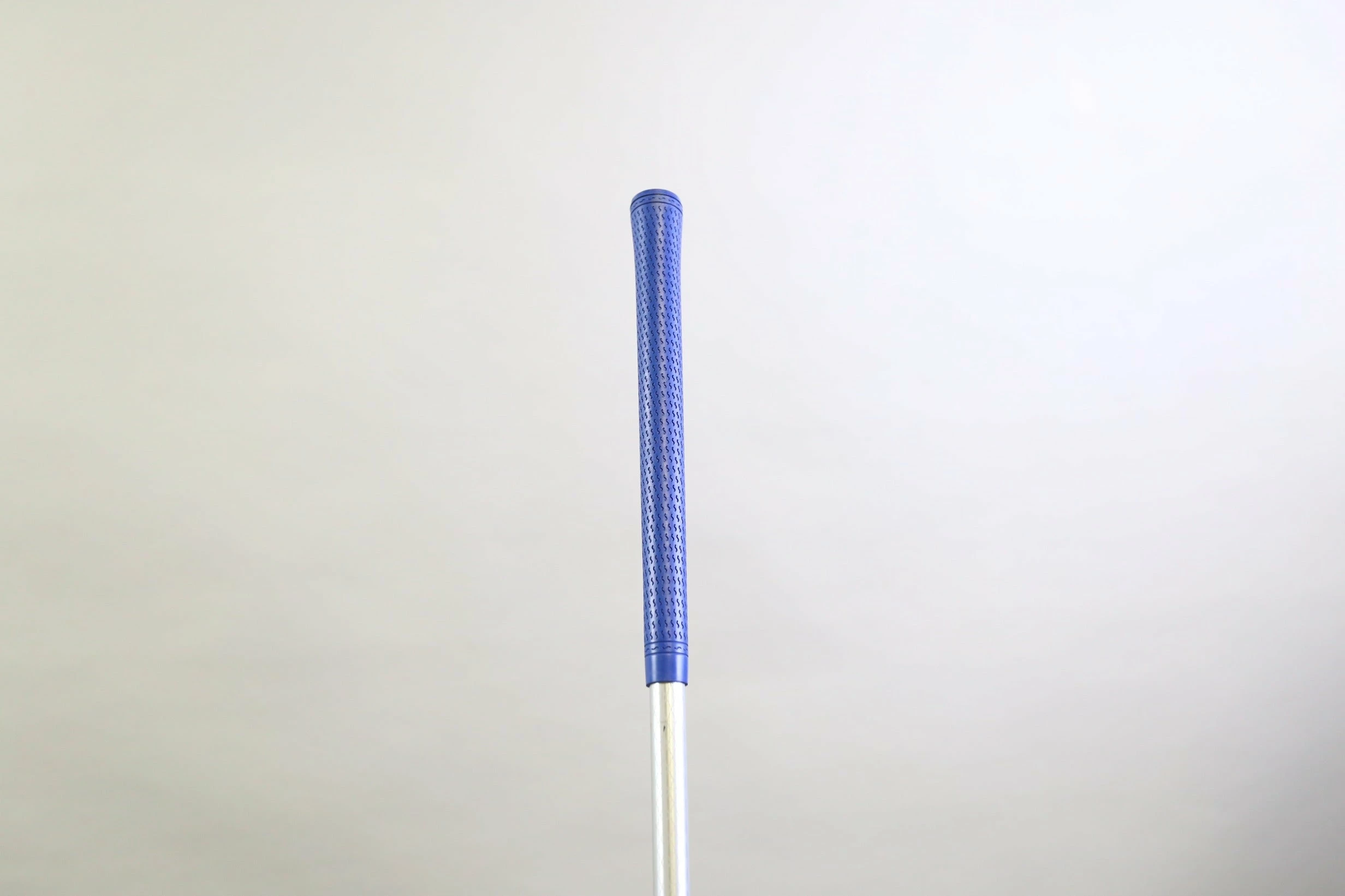 TaylorMade R15 Driver - Right-Handed - 10.5 Degrees - Regular Flex - Image 11