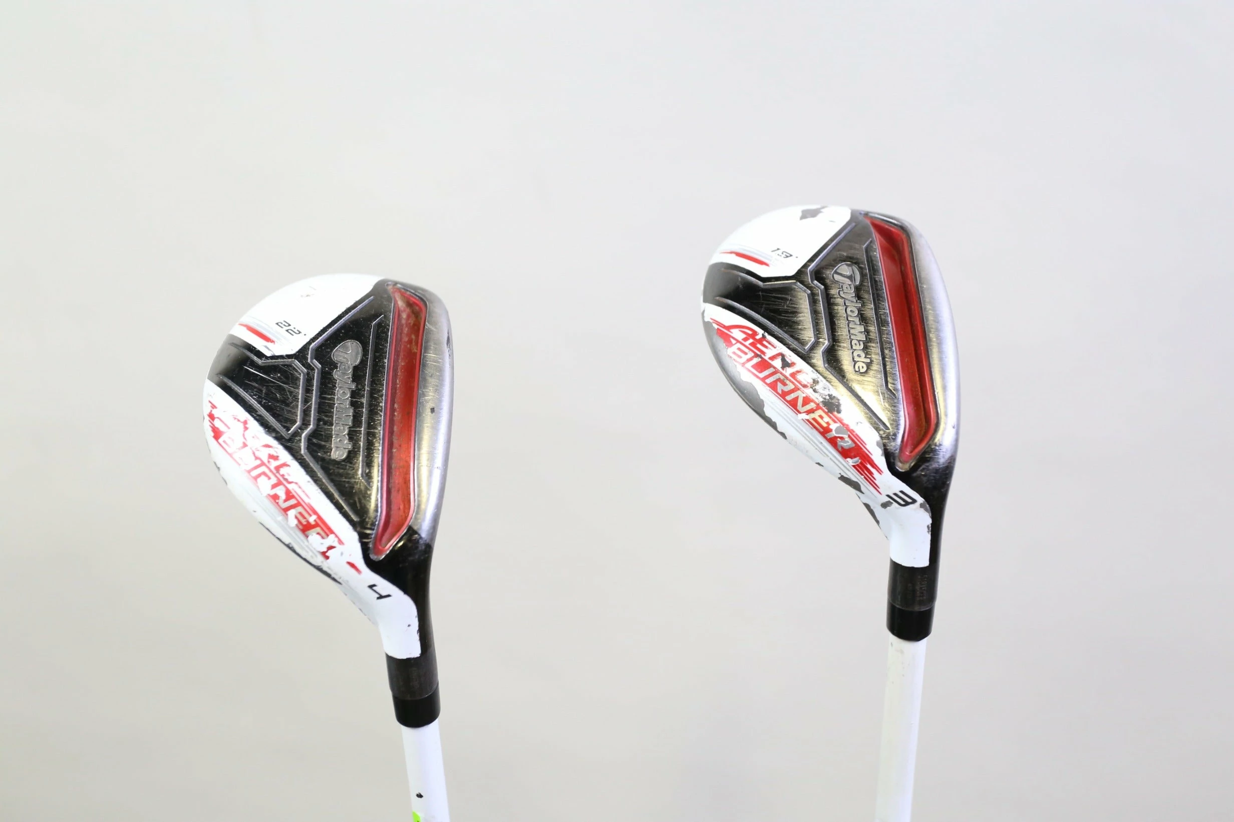 TaylorMade AeroBurner Rescue 3, 4 Hybrid Set RH Graphite Shafts Regular Flex