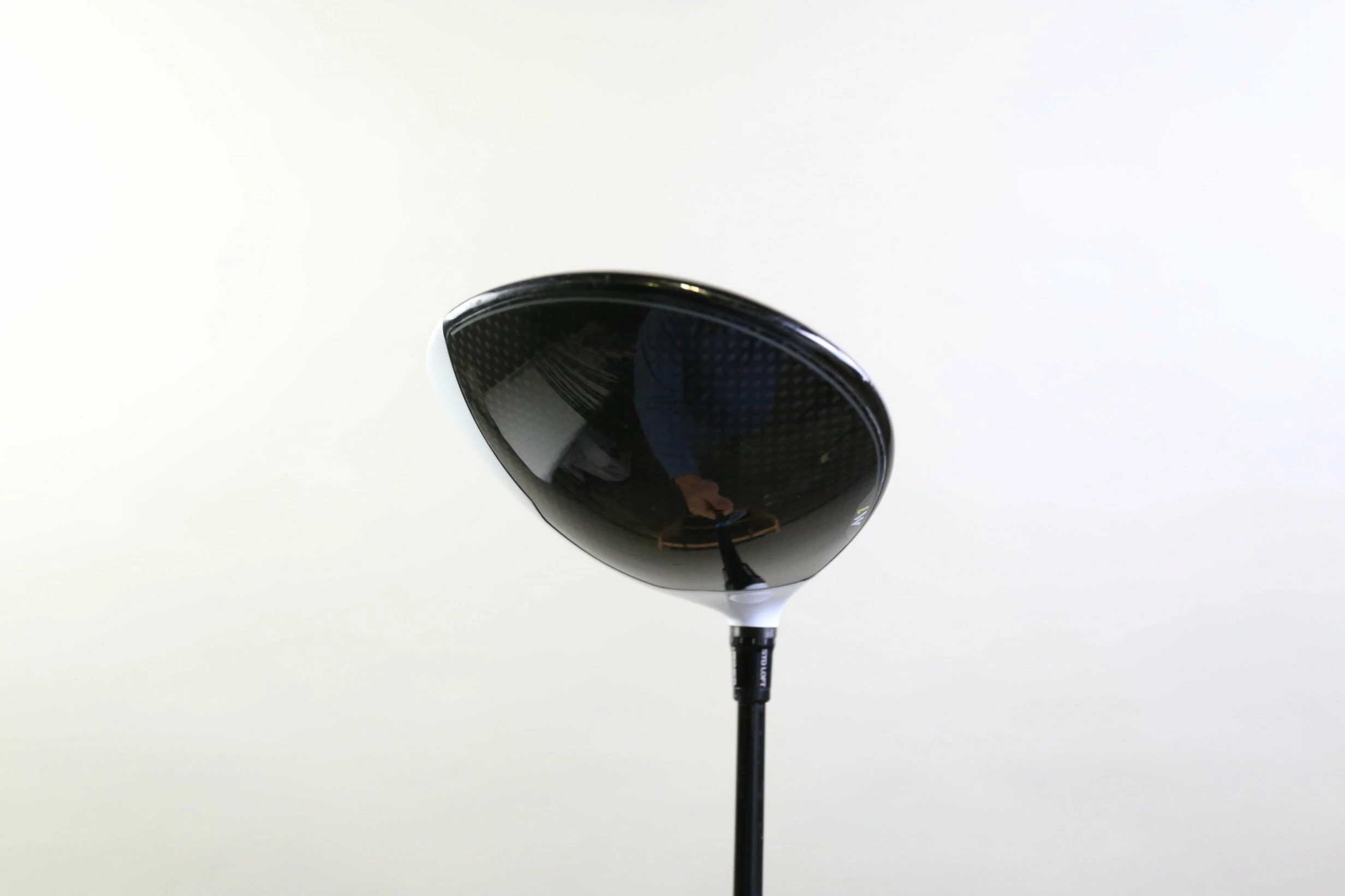 TaylorMade M1 440 2017 Driver - Right-Handed - 9.5 Degrees - Regular Flex - Image 4