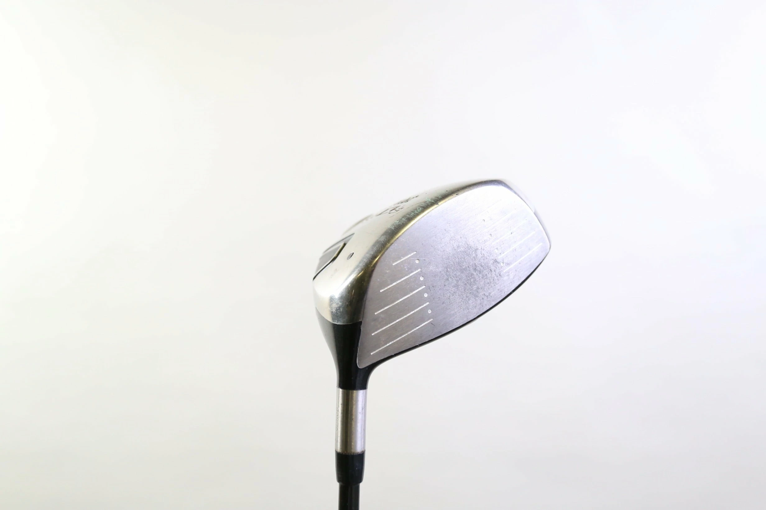 Titleist 909D3 Driver - Right-Handed - 9.5 Degrees - Stiff Flex - Image 2