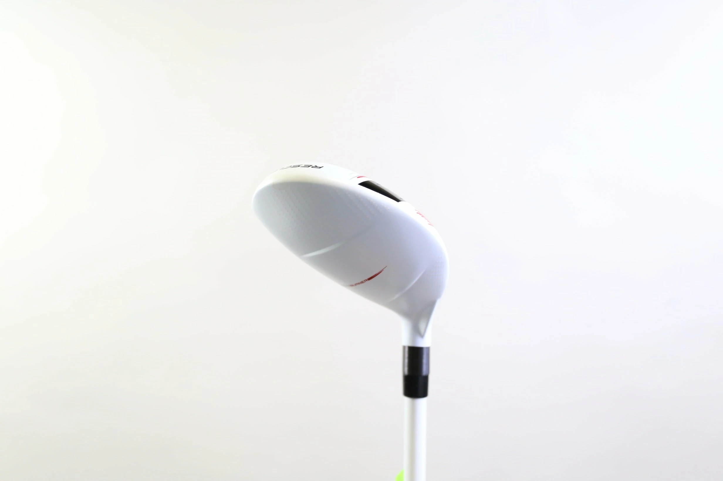 TaylorMade AeroBurner Rescue 4 Hybrid 22* RH 40.75 In Graphite Shaft Stiff Flex - Image 4