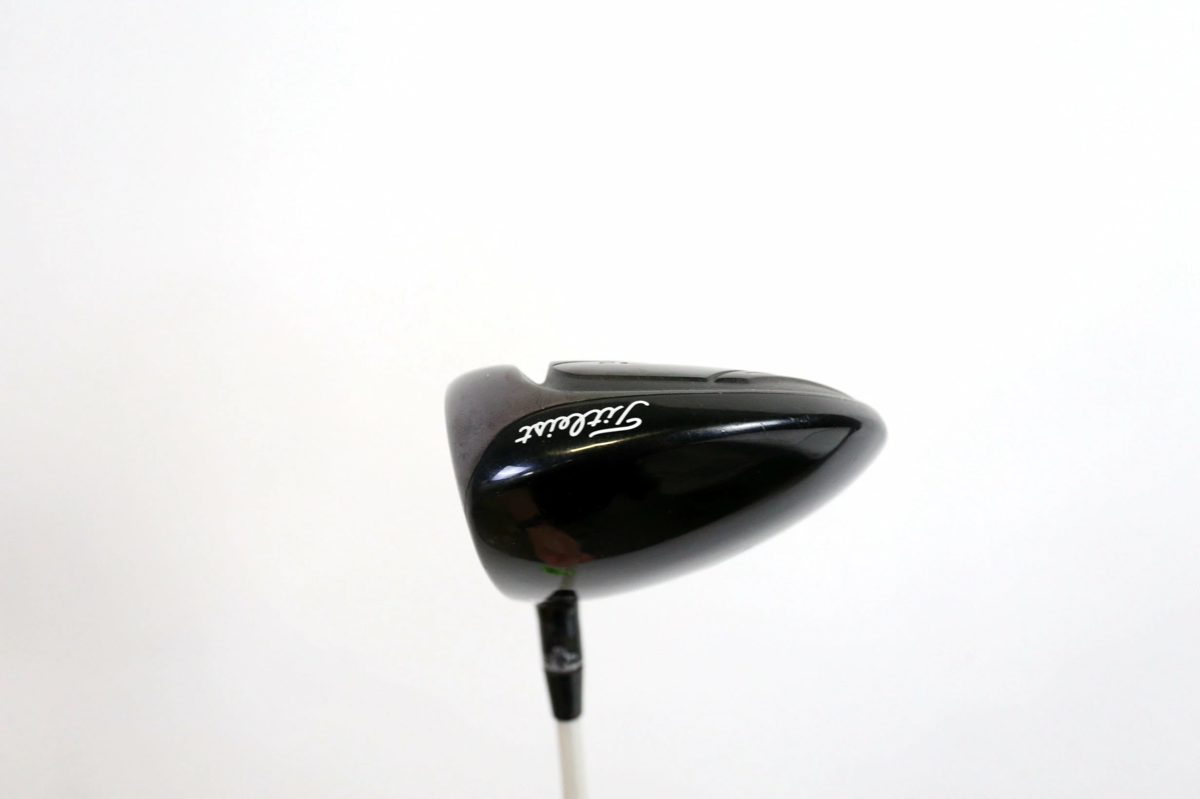 Titleist 915D2 Driver - Right-Handed - 9.5 Degrees - Stiff Flex - Image 4