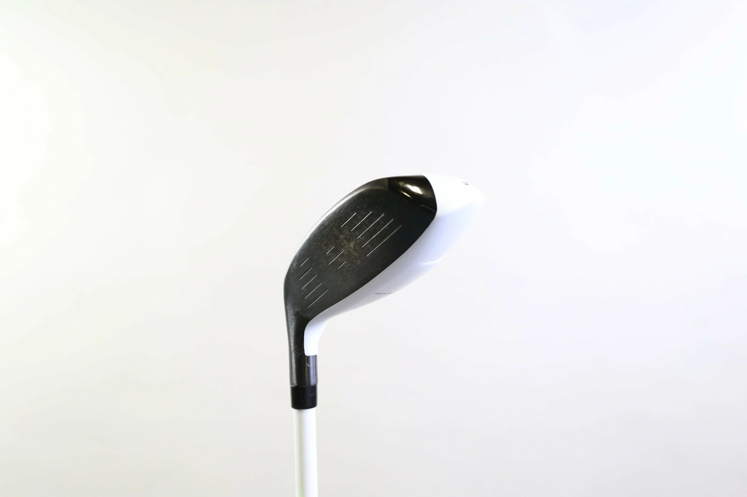TaylorMade AeroBurner Rescue 4 Hybrid 22* RH 40.75 In Graphite Shaft Stiff Flex - Image 5