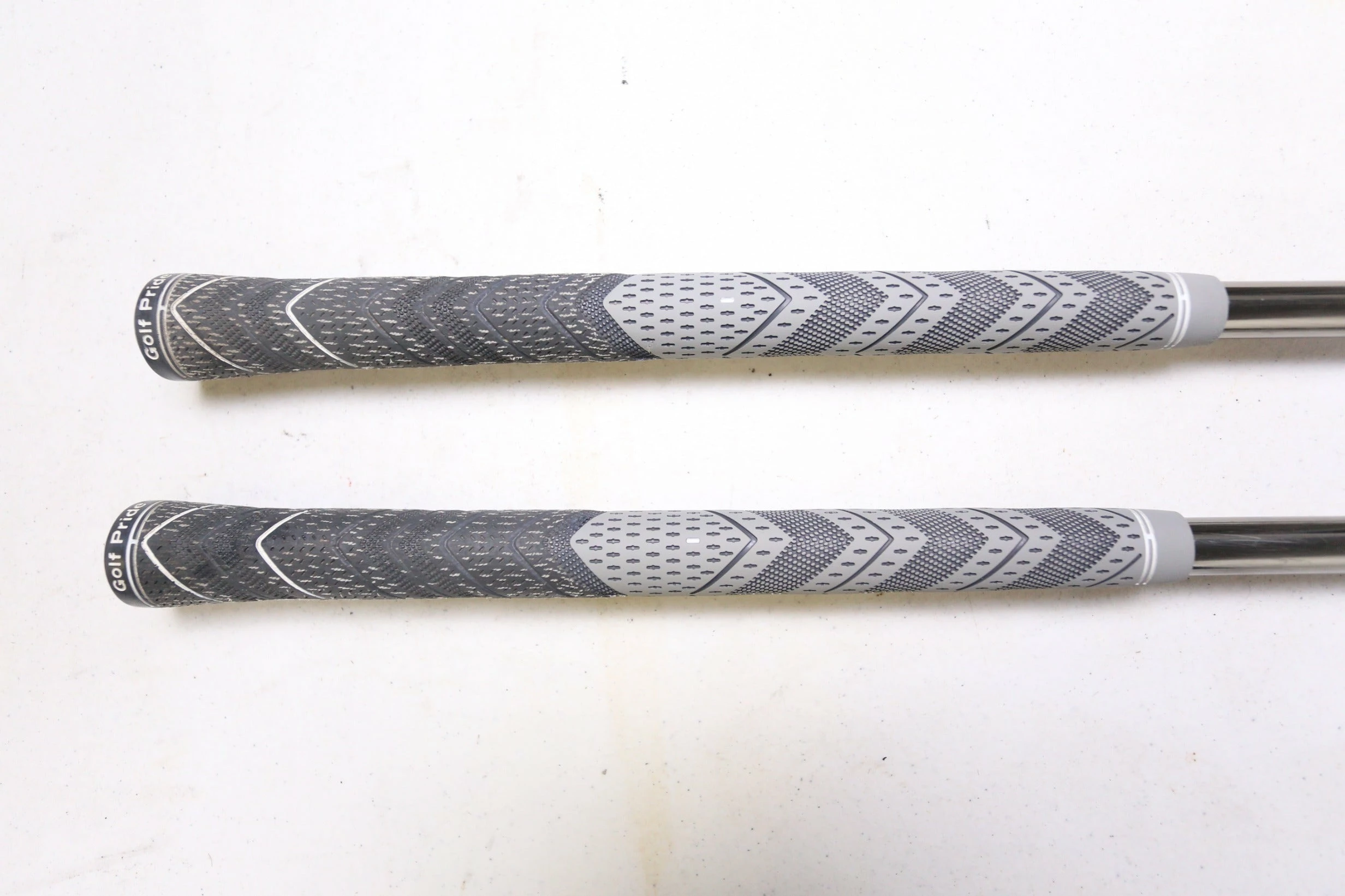 Callaway Epic 23* & 26* Hybrid Set RH UST Mamiya Recoil Shafts Regular Flex - Image 8