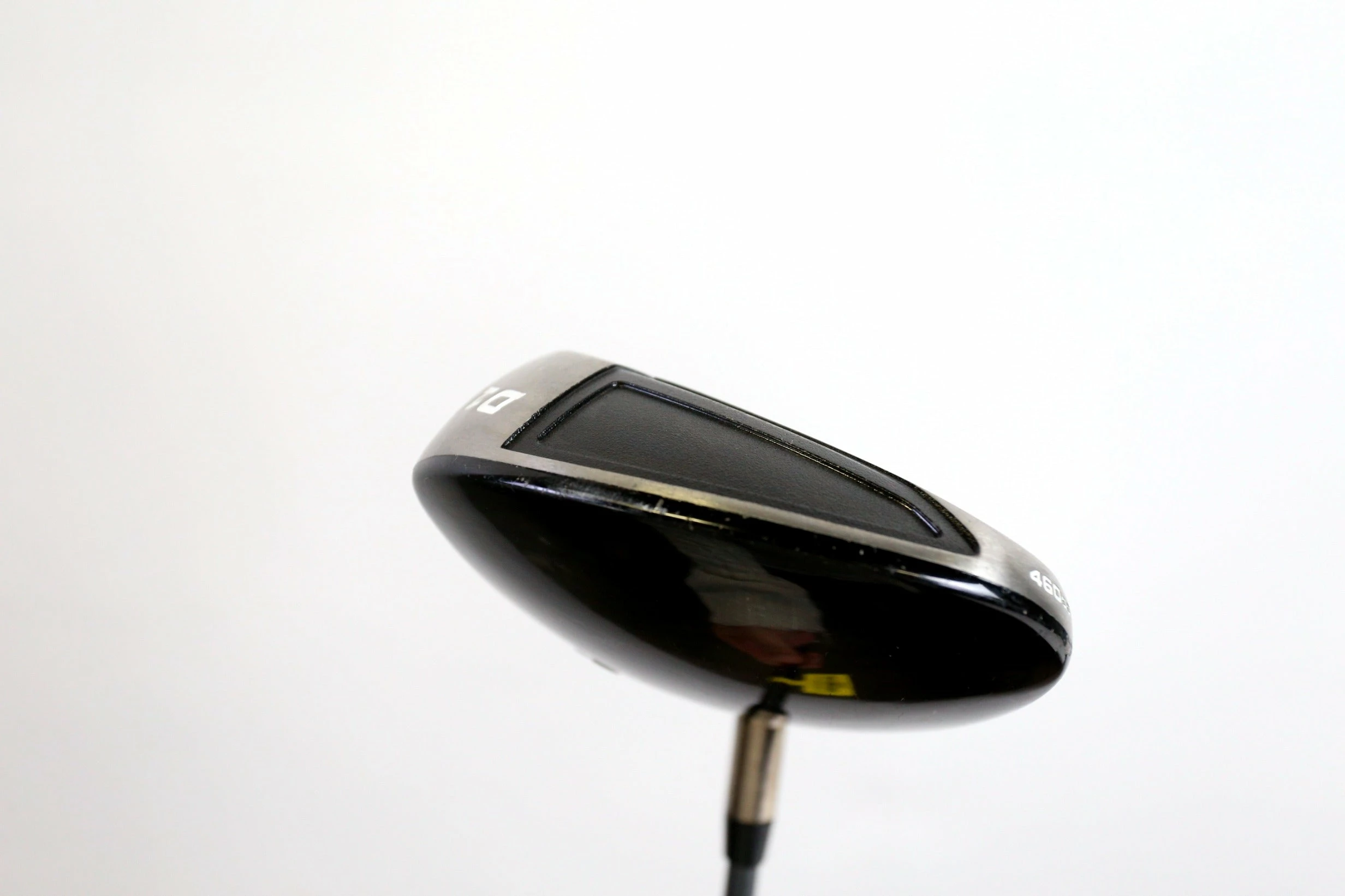 Titleist 907 D1 Driver - Right-Handed - 10.5 Degrees - Regular Flex - Image 4