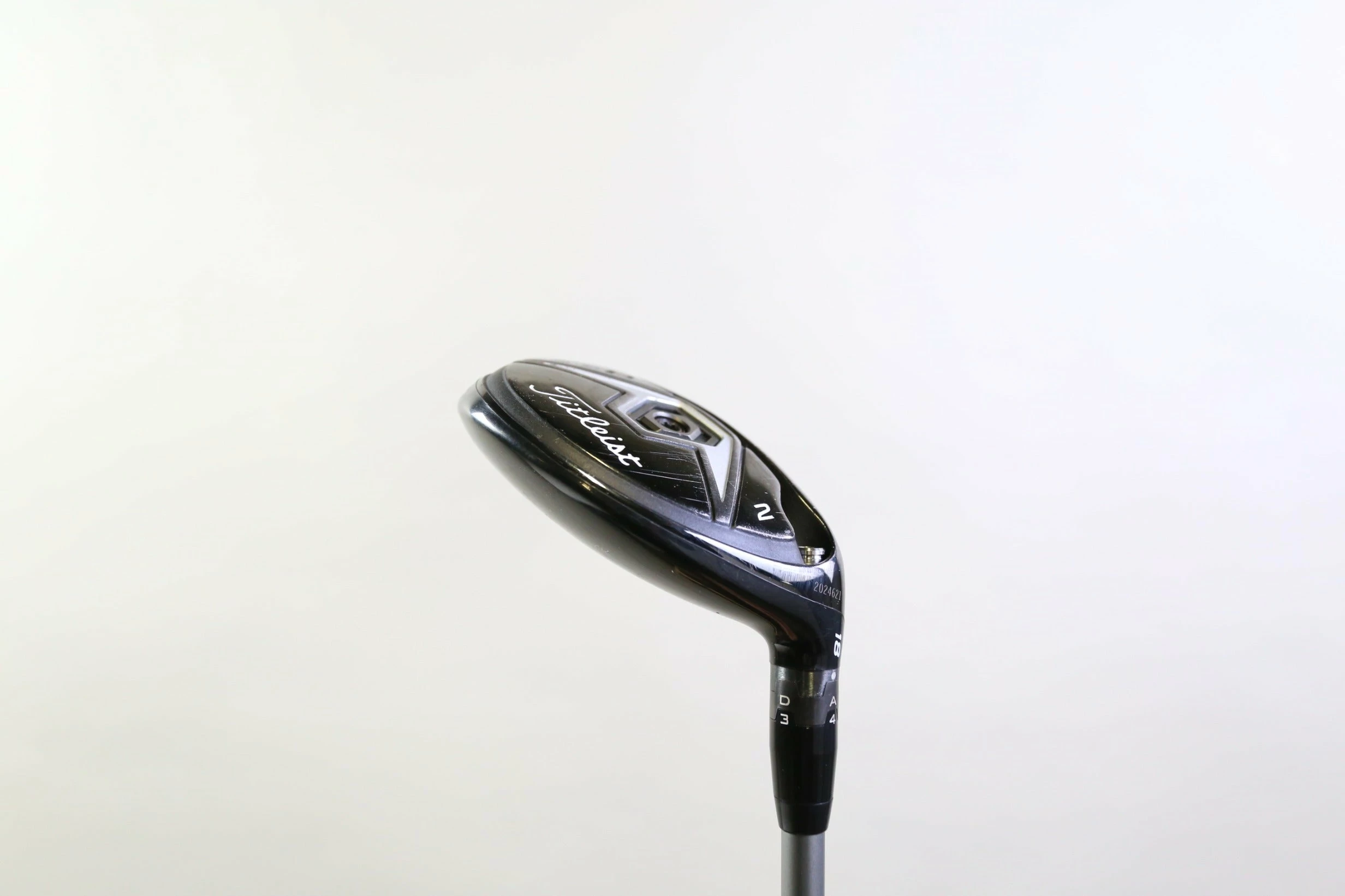 Titleist 915H 2 Hybrid 18* RH 40.25 In Diamana Graphite Shaft Stiff Flex - Image 3