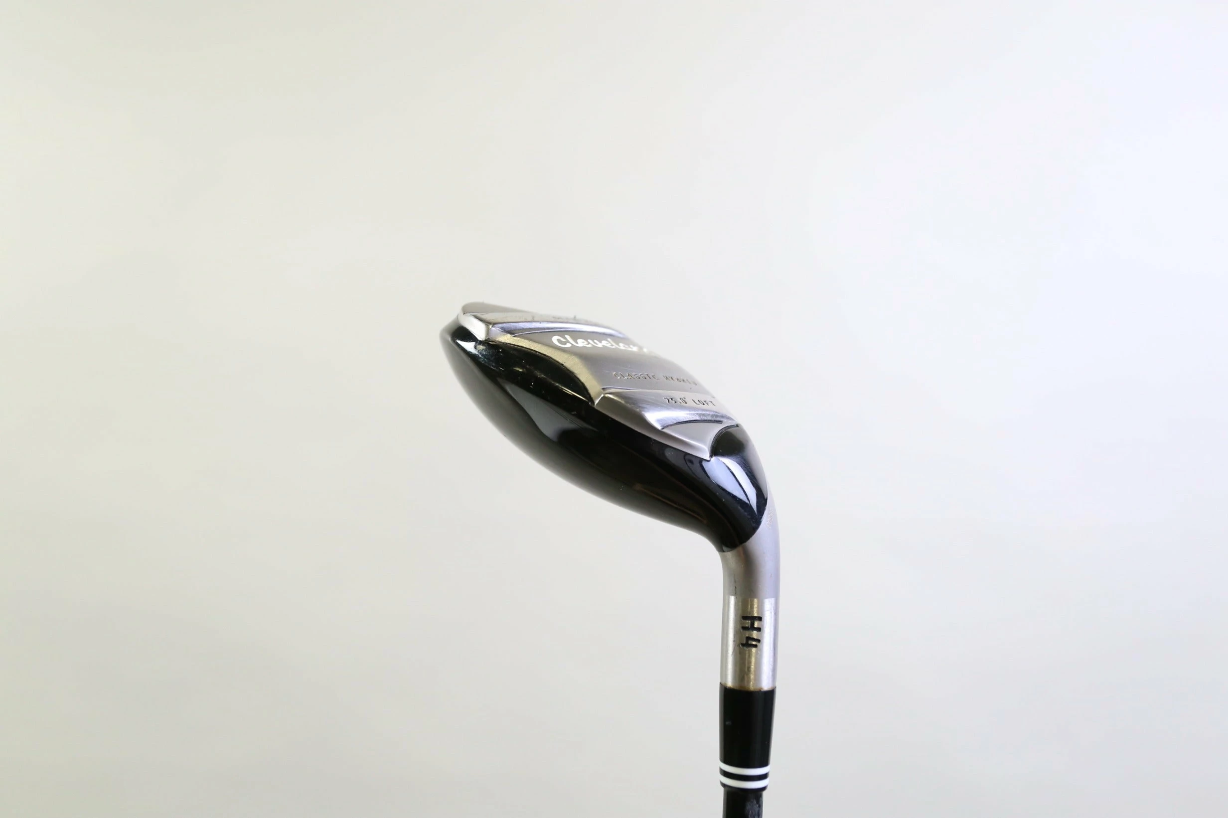 Cleveland Classic 4 Hybrid 23* RH 40 In Matrix Ozik Graphite Shaft Stiff Flex - Image 3