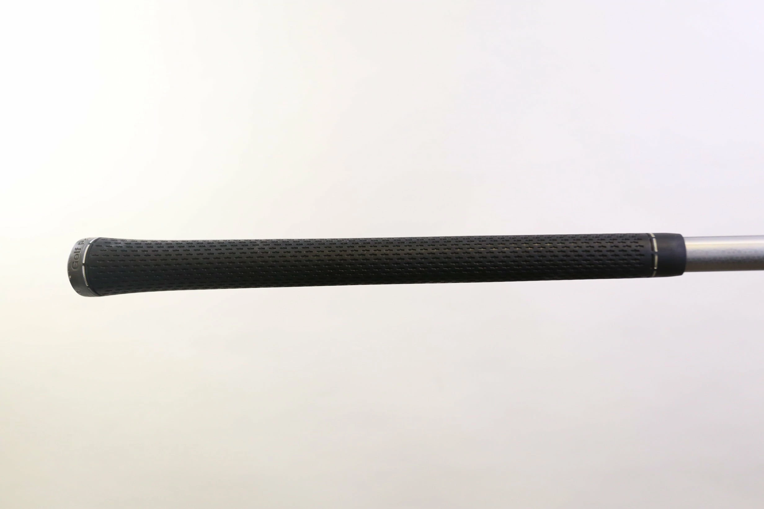 Titleist 915H 2 Hybrid 18* RH 40.25 In Diamana Graphite Shaft Stiff Flex - Image 9