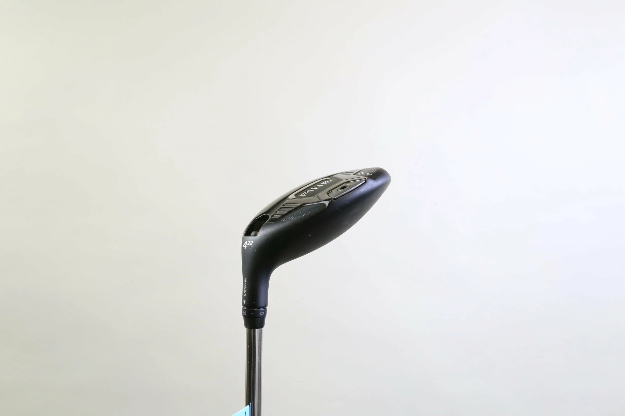 LEFTY Ping G425 4 Hybrid 22* 39.75 In Graphite Shaft Regular Flex - Image 3