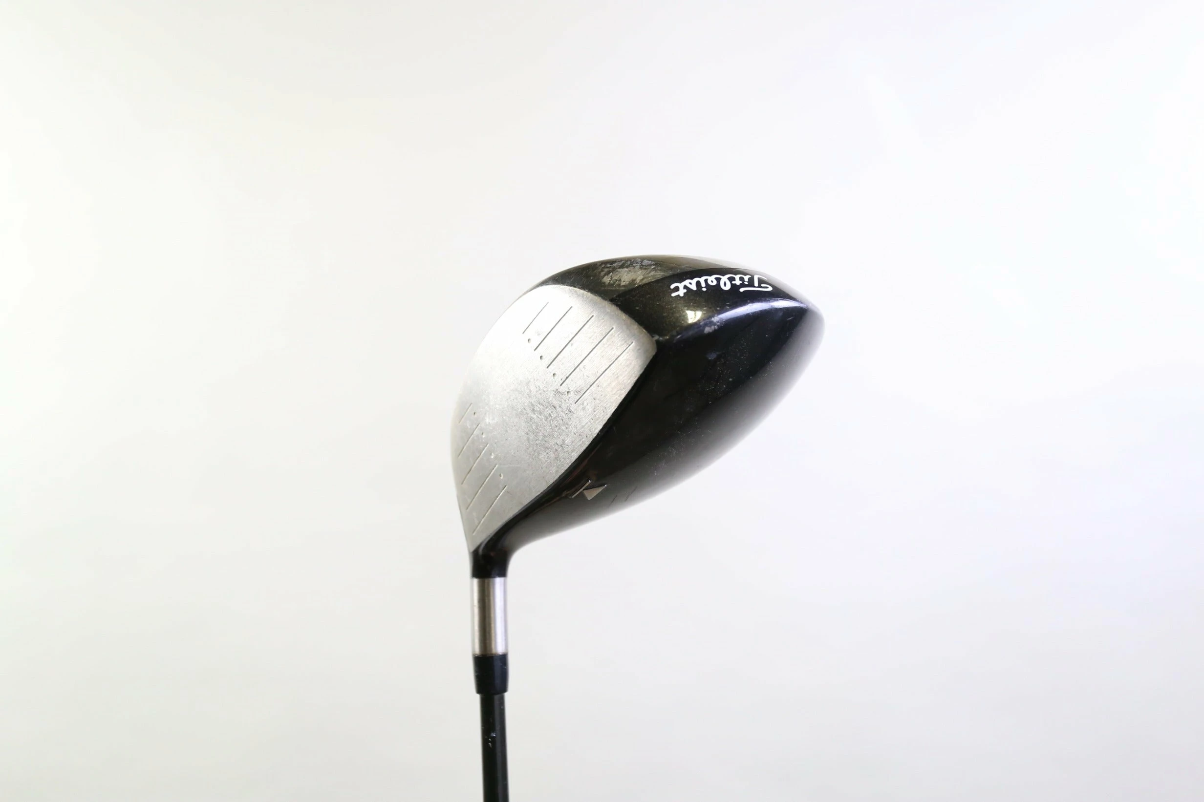 Titleist 909D3 Driver - Right-Handed - 9.5 Degrees - Stiff Flex - Image 5