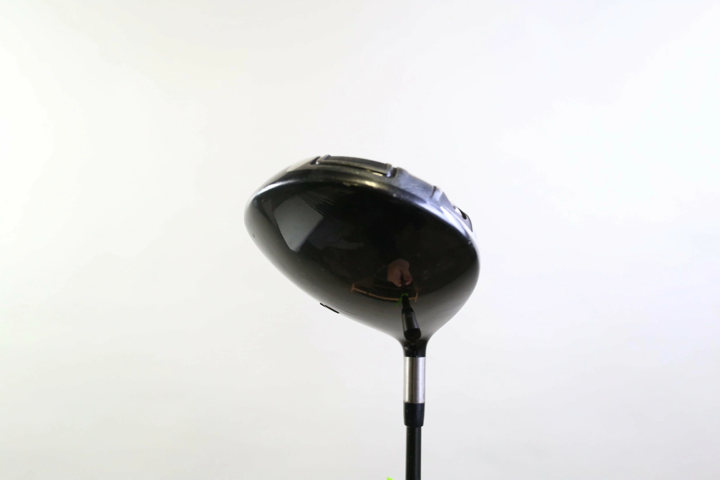 Titleist 909D3 Driver - Right-Handed - 9.5 Degrees - Stiff Flex - Image 4