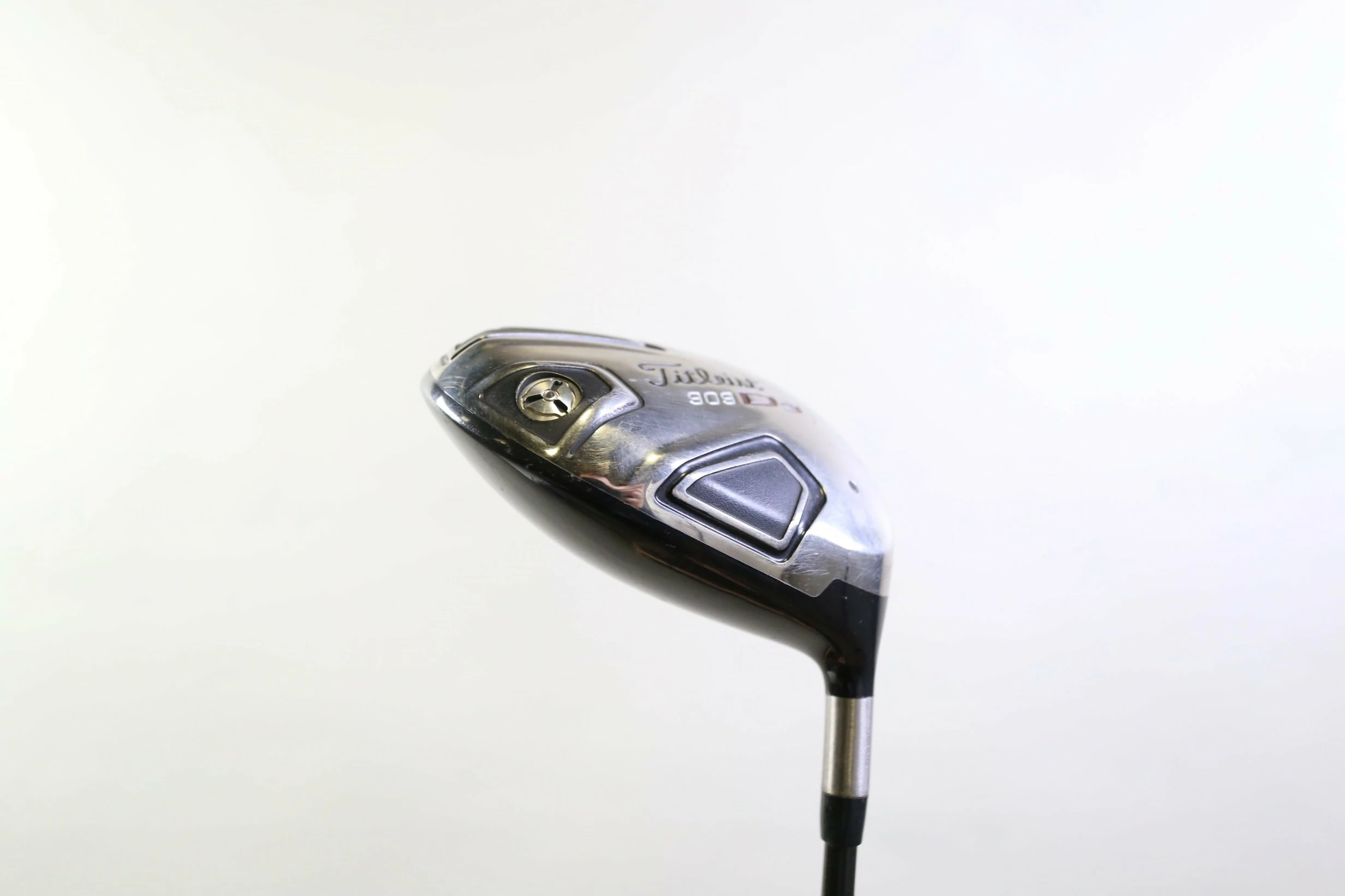 Titleist 909D3 Driver - Right-Handed - 9.5 Degrees - Stiff Flex - Image 3