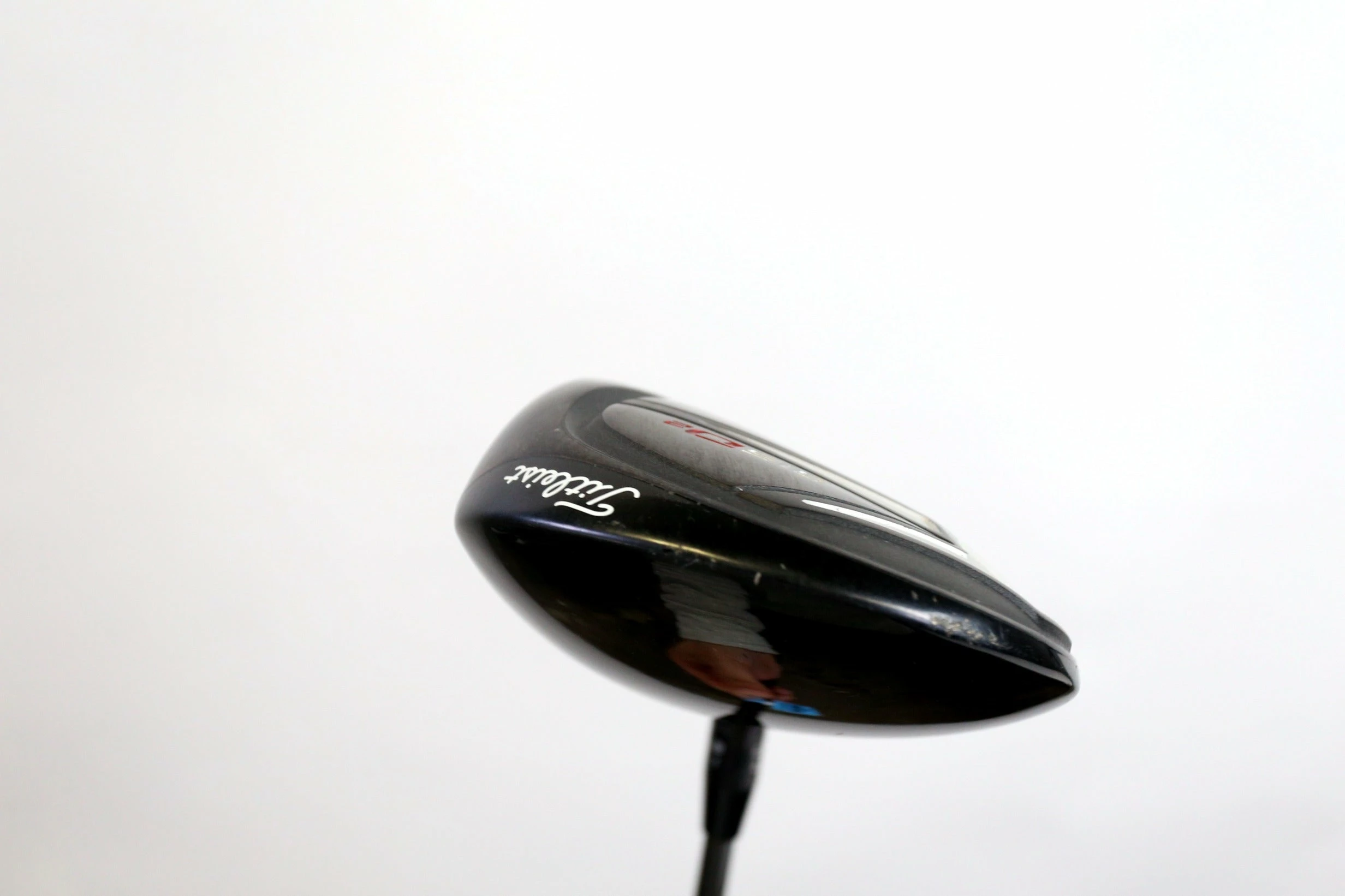 Titleist 915D2 Driver - Right-Handed - 12 Degrees - Regular Flex - Image 4